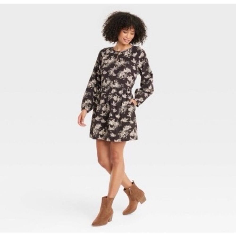 Universal Thread NWT Corduroy Long Sleeve Dress